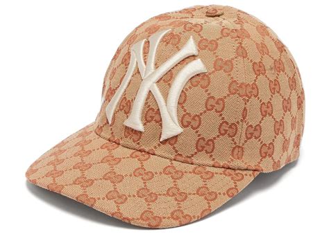 Gucci ny Yankees logo cap